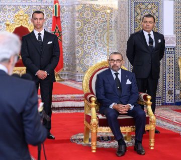 Le 24 eme anniversaire du Trone celebre le 30 juillet a ete marque par le Discours du Trone qui a ete cette annee sous le theme du Travail et du serieux 360x320